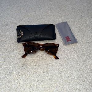Wayfarer Ray Bans Tortoise - AUTHENTIC